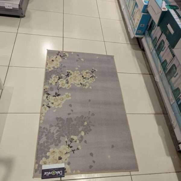 Delicate Floral Area Rug