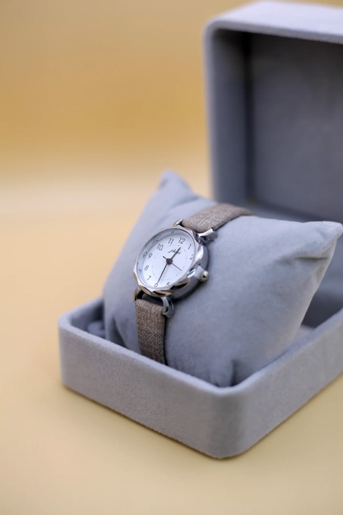 Watch scaled